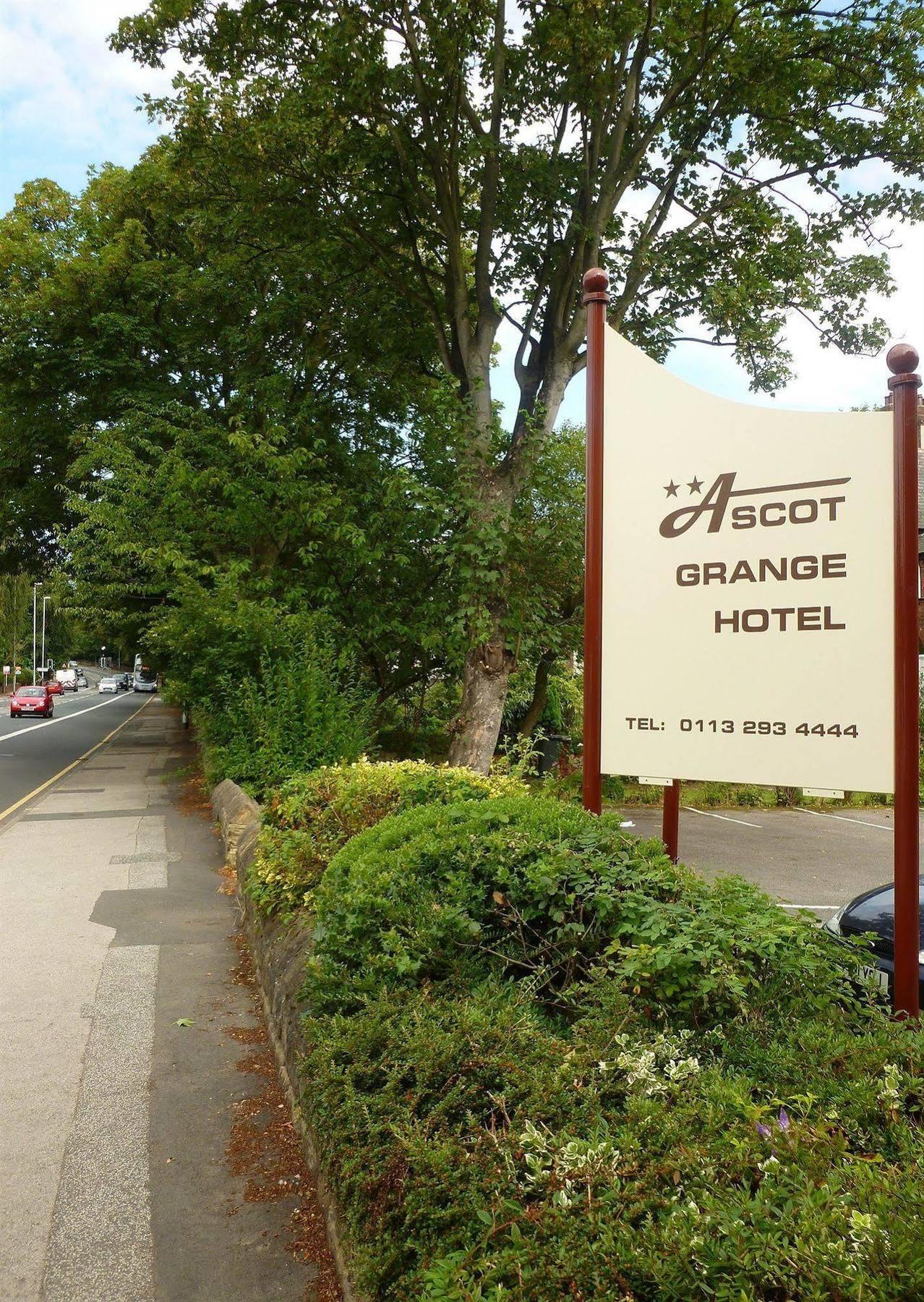 Ascot Grange Hotel - Voujon Resturant Leeds  Kültér fotó